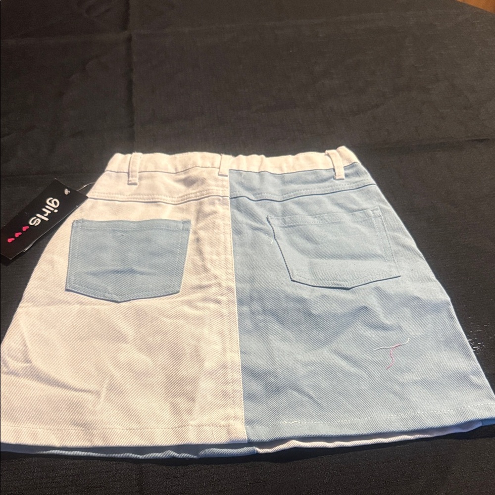 Stylish Two-Tone Blue and White Skirt - Picture 2 of 2